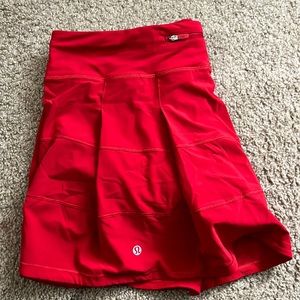 Women’s lululemon tennis skirt